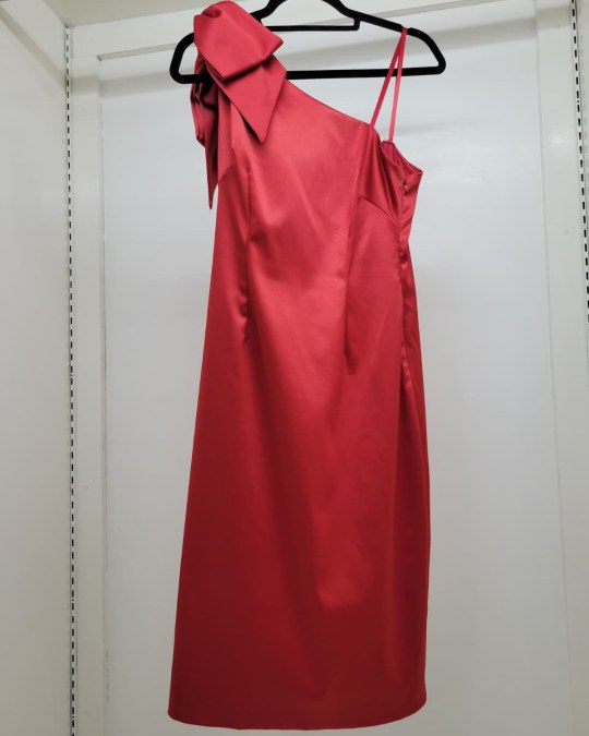 Sophisticated One-Shoulder Satin Cocktail Dress