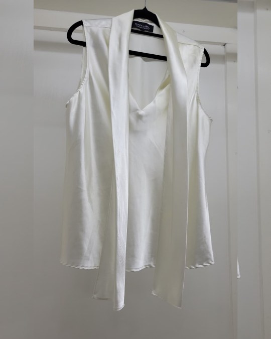 Elevated satin blouses - Image 5