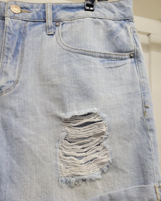 Light Wash High-Rise Distressed Denim Shorts - Image 2