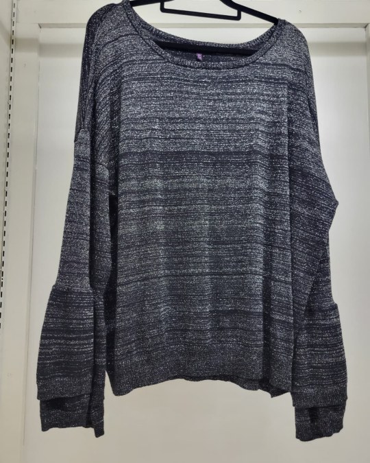 Metallic Shimmer Bell-Sleeve Knit Top – Black/Silver