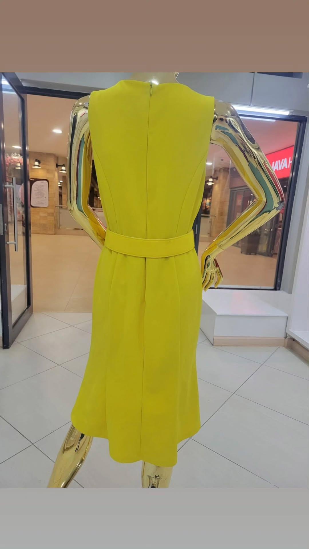 London Times Sleeveless Belted Midi Dress - Image 3